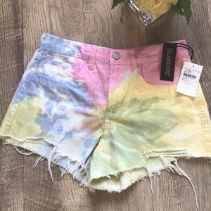 Blank NYC High Rise The Barrow  Tie Dye Shorts🎀🎀